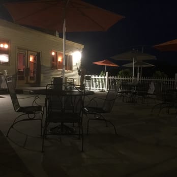 Terrazza - Outdoor patio - Mediterranean Near Me - Smithfield, Rhode Island