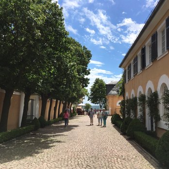 Schloss Johannisberg - Landmarks & Historical Buildings Near Me - Geisenheim, HE Schloss Johannisberg - Landmarks & Historical Buildings Near Me - Geisenheim, HE