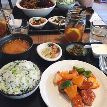 喜遇 - Lunch set: Sichuan beef and sweet and sour pork - Dim Sum Near Me - Hong Kong, HK