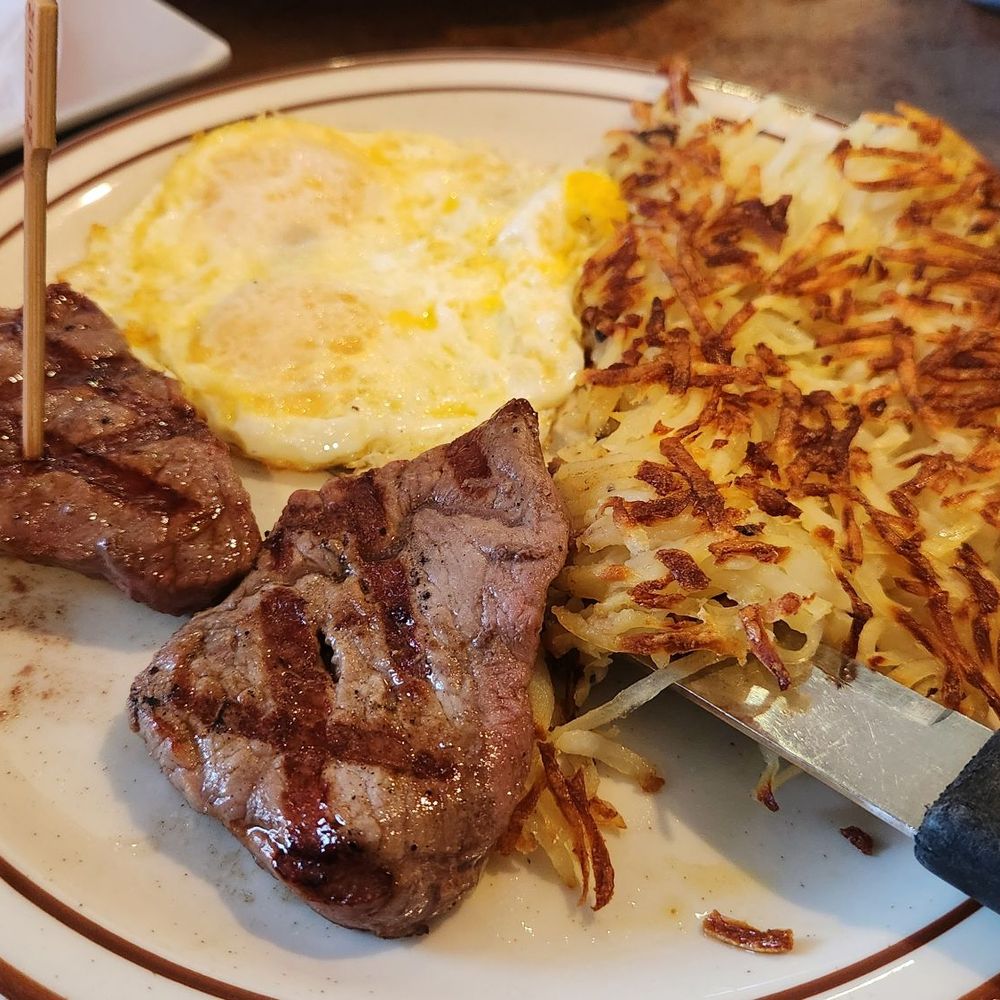 Annie's Cafe - Temecula - Steak and Eggs - Breakfast & Brunch Near Me - Temecula, California
