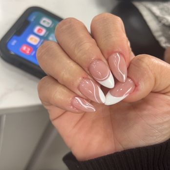 Revo Nail Studio - Nail Salons Near Me - Corona Del Mar, California
