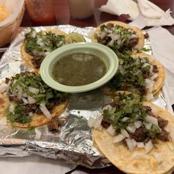 Iguanas Mexican Restaurant - Steak street tacos