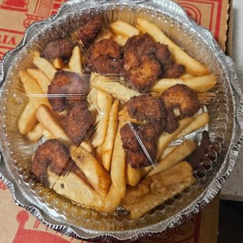 Di Francesco Pizza - Burnt shrimp and stale fries - Pizza Near Me - Mount Holly, New Jersey