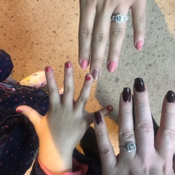 Ella's Nail Spa - They did all 3 of us at the same time, no hassle! - Nail Salons Near Me - Santa Maria, California