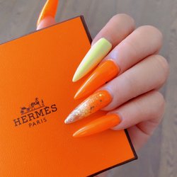 Star Nails Kerrisdale - Long stiletto nails with design