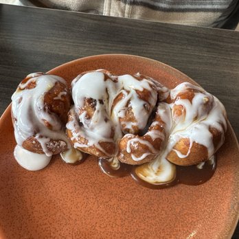 Early Bird Lincoln - The CINNY-BOBS - Breakfast & Brunch Near Me - Lincoln, Nebraska Early Bird Lincoln - The CINNY-BOBS - Breakfast & Brunch Near Me - Lincoln, Nebraska