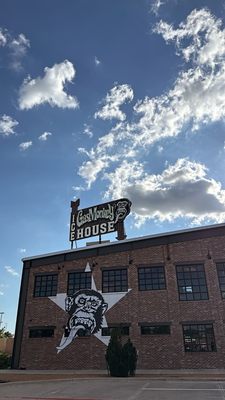 Gas Monkey Icehouse by null