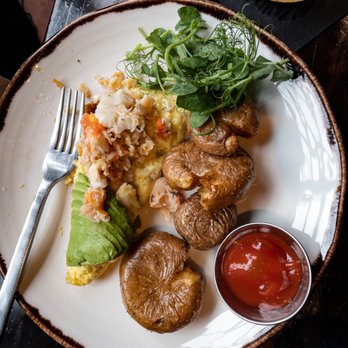 District Kitchen - Anderson Lane - District Omelette Brunch - New American Near Me - Austin, Texas District Kitchen - Anderson Lane - District Omelette Brunch - New American Near Me - Austin, Texas