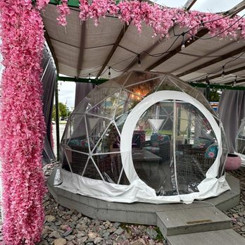 The Sweet Spot - The igloo - Desserts Near Me - Virginia Beach, Virginia
