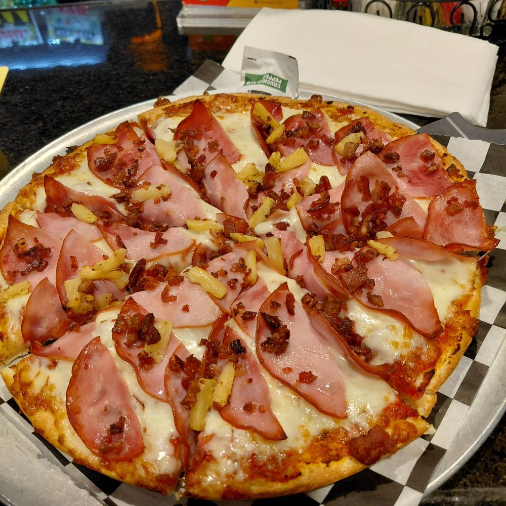 Broadway Grill & Pizzeria - Hawiian Haven 12in. - Breakfast & Brunch Near Me - Everett, Washington