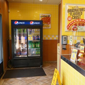 Hungry Howie's Pizza - Hungry Howies - Pizza Near Me - Lapeer, Michigan