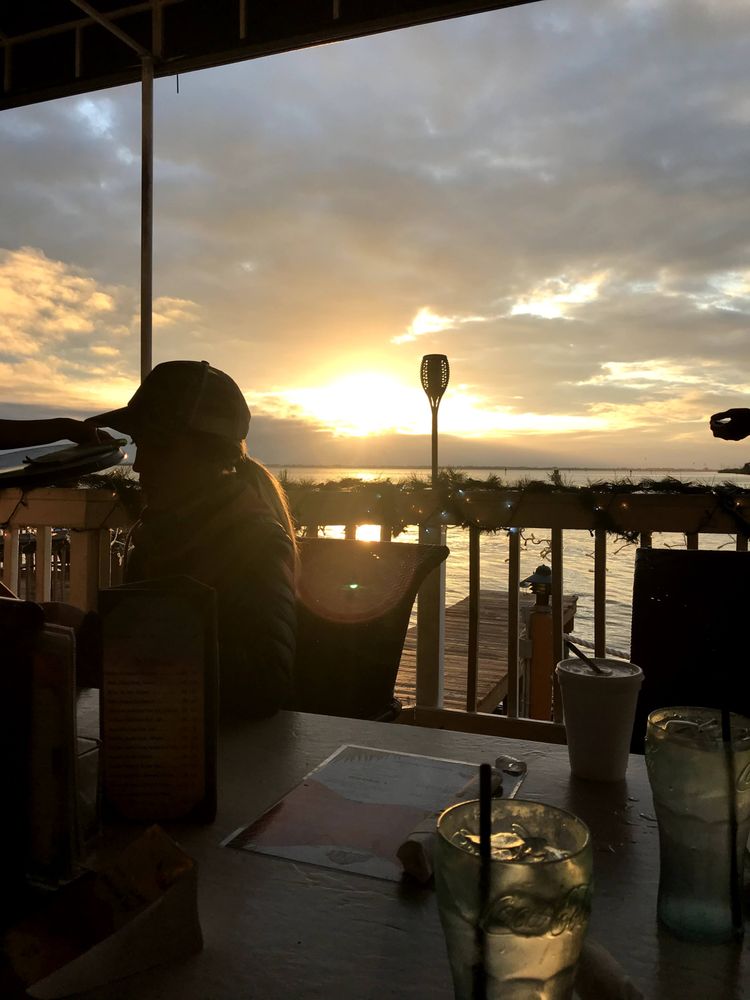 Sunset Cafe Waterfront Grill and Bar