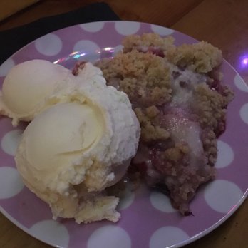 Pie Bar - Berry pie (multiple types) - Cocktail Bars Near Me - Seattle, Washington