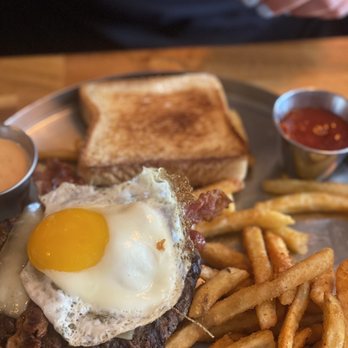 Publico - Breakfast burger - New American Near Me - Columbia, South Carolina Publico - Breakfast burger - New American Near Me - Columbia, South Carolina