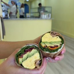 Light & Bright Breakfast Burrito Light & Bright Breakfast Burrito