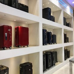 RIMOWA