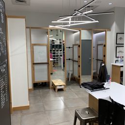 Fitting rooms Fitting rooms