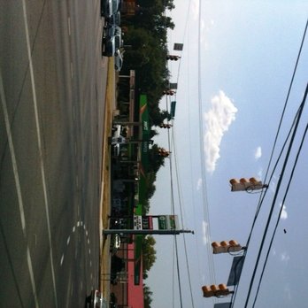 MAPCO - the intersection of a street and a traffic light - Convenience Stores Near Me - Murfreesboro, Tennessee