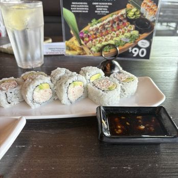 Mikomi Sushi - Big California roll - Sushi Bars Near Me - West Covina, California Mikomi Sushi - Big California roll - Sushi Bars Near Me - West Covina, California