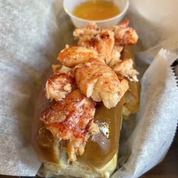 Lobstah On A Roll - New Englander - Seafood Near Me - Boston, Massachusetts Lobstah On A Roll - New Englander - Seafood Near Me - Boston, Massachusetts