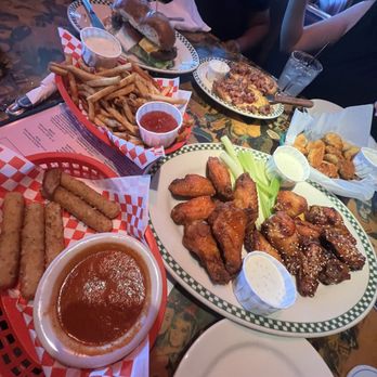 Barney's Beanery - Breakfast & Brunch Near Me - West Hollywood, California Barney's Beanery - Breakfast & Brunch Near Me - West Hollywood, California