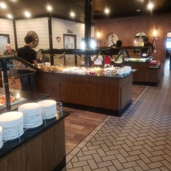 Brickhouse Buffet - Food station - Southern Near Me - Bartlett, Tennessee