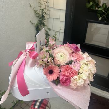 Imagine Flowers - Florists Near Me - Scottsdale, Arizona Imagine Flowers - Florists Near Me - Scottsdale, Arizona
