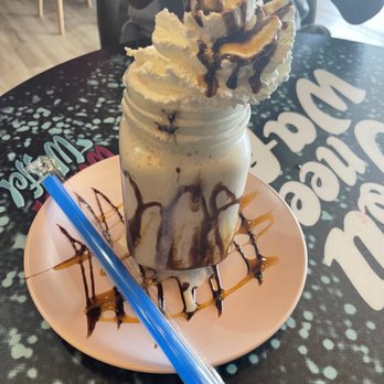 Wonder Waffel - snickers milkshake - Coffee & Tea Near Me - Tampa, Florida Wonder Waffel - snickers milkshake - Coffee & Tea Near Me - Tampa, Florida
