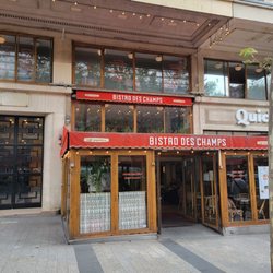 Bistro des Champs - Outside view of inside seating