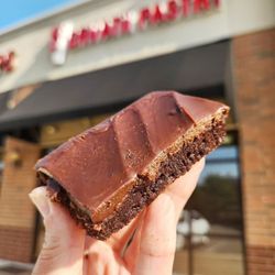 Servatii - Brownie