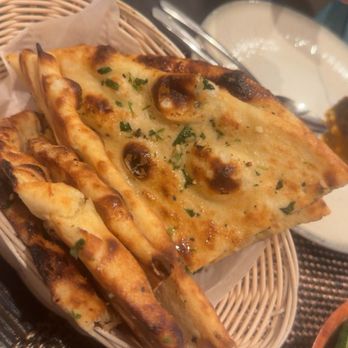 Saffron Indian Bistro - garlic naan - Indian Near Me - Fresno, California Saffron Indian Bistro - garlic naan - Indian Near Me - Fresno, California