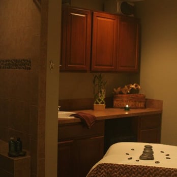 Asberry A'Salon - Hair Salons Near Me - Austin, Texas