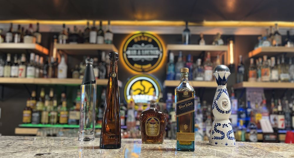 STAN’S BAR & LOUNGE Updated May 2024 10 Reviews 280 Fairview Dr