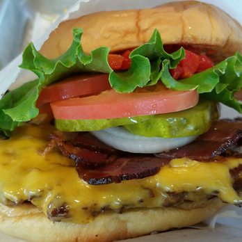 Shake Shack Garden State Plaza - Smoke burger with everything on it - Burgers Near Me - Paramus, New Jersey Shake Shack Garden State Plaza - Smoke burger with everything on it - Burgers Near Me - Paramus, New Jersey