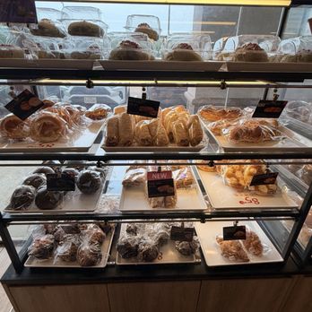 85°C Bakery Cafe-Eldridge Town Center - Bakery items - Bakeries Near Me - Houston, Texas