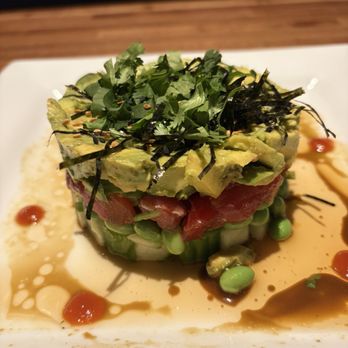 Yard House - Spicy Tuna Stack unique flavors amazing - Bars Near Me - San Antonio, Texas