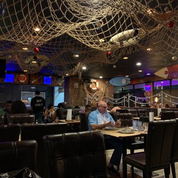 Crafty Crab - The room - Seafood Near Me - Boynton Beach, Florida Crafty Crab - The room - Seafood Near Me - Boynton Beach, Florida