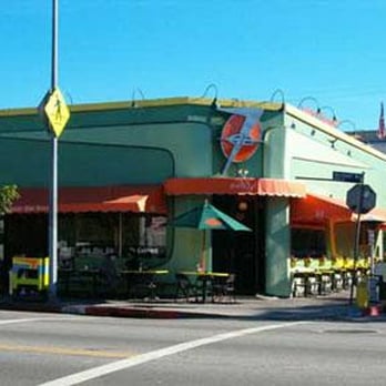 Fred 62 - Diners Near Me - Los Angeles, California