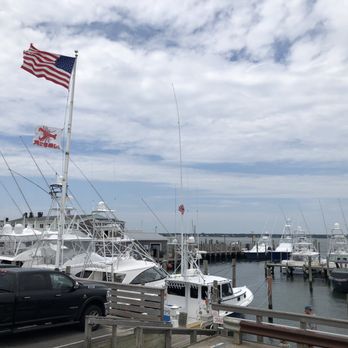 Sundays On The Bay - Outside - Seafood Near Me - Hampton Bays, New York Sundays On The Bay - Outside - Seafood Near Me - Hampton Bays, New York
