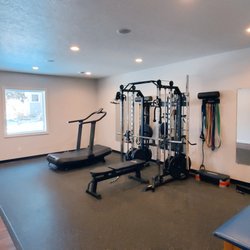 Prairie Life Chiropractic - Prairie Life Chiropractic gym area.