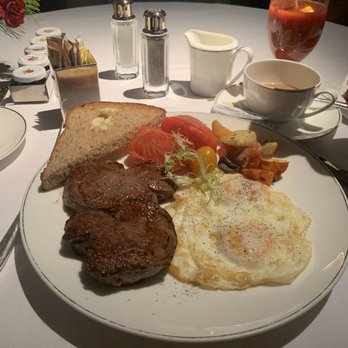 Clement - Steak and Eggs - New American Near Me - New York, New York