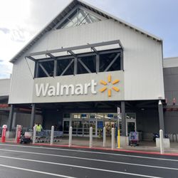 Clear Sight Hawaii - Pearl City Walmart Supercenter -- home of Clear Sight Hawaii optometry. Free parking, easy access from H-1.