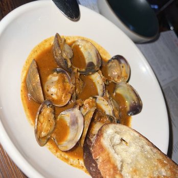 La Taberna - Clams - Spanish Near Me - Napa, California