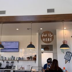 Eight Cow Creamery
