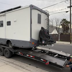 Royal Towing - Royal Towing Team in Action
