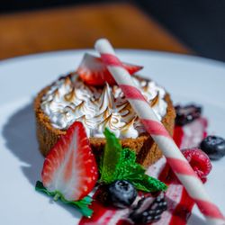JM Italian Steakhouse - key lime pie