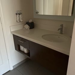Staybridge Suites Naples - Marco Island - Bathrooms