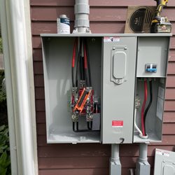 Unity Electric - 400A meter base with main disconnect
