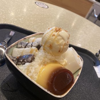 Meet Fresh - mochi and pudding shaved ice 10/10!!!!! - Desserts Near Me - Arcadia, California