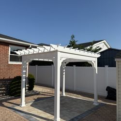 The Amish Craft Barn - 8x10 Traditional White Vinyl Pergola
